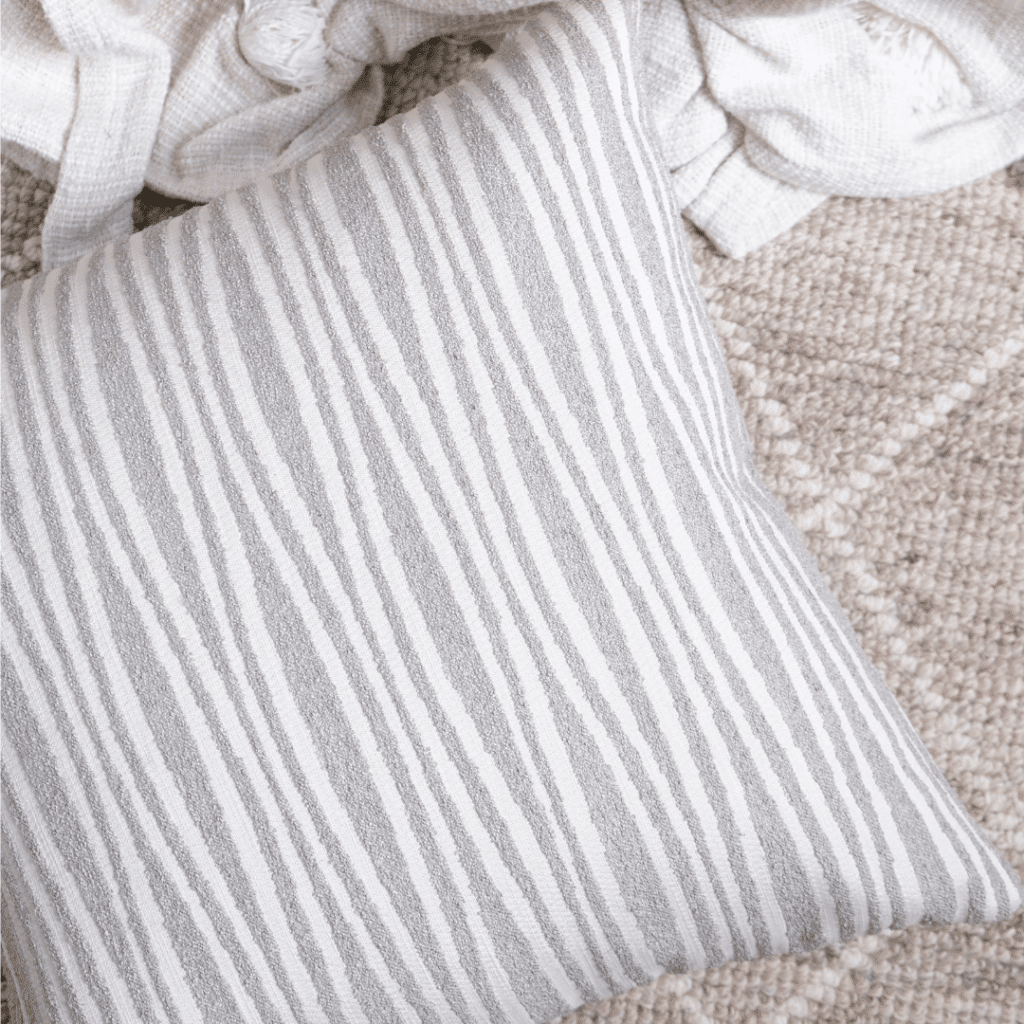 Cushion 55cm with removable cover for easy cleaning