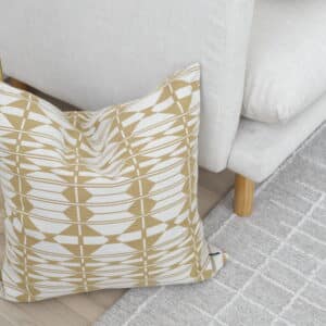 Durable cushion 55cm ideal for everyday use