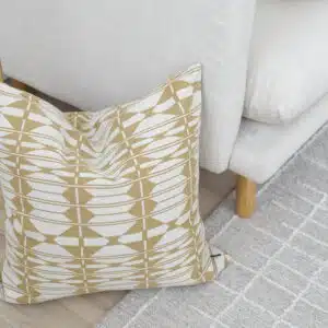 Durable cushion 55cm ideal for everyday use