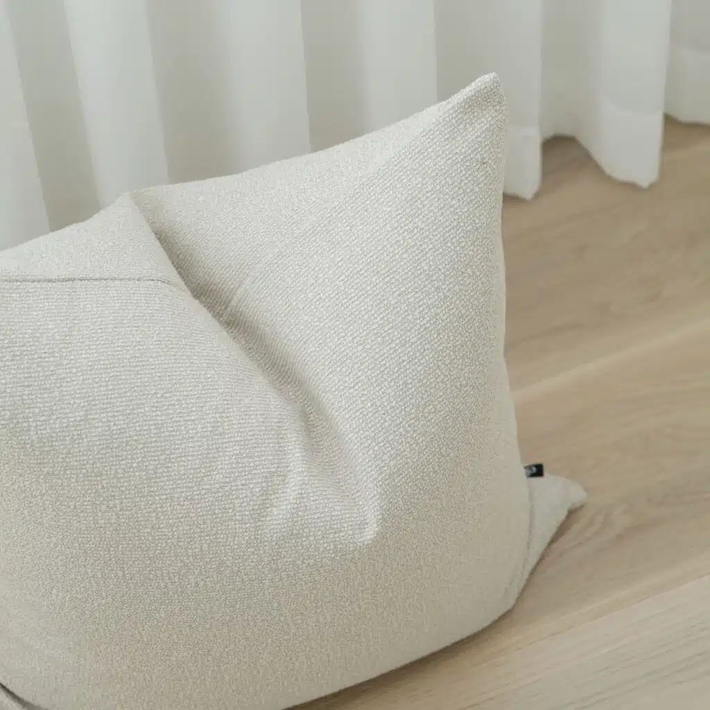 Soft and comfortable cushion 55cm with feather filling