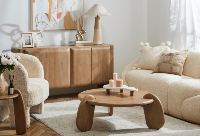 How to Style Your Living Room with the Perfect Sofa