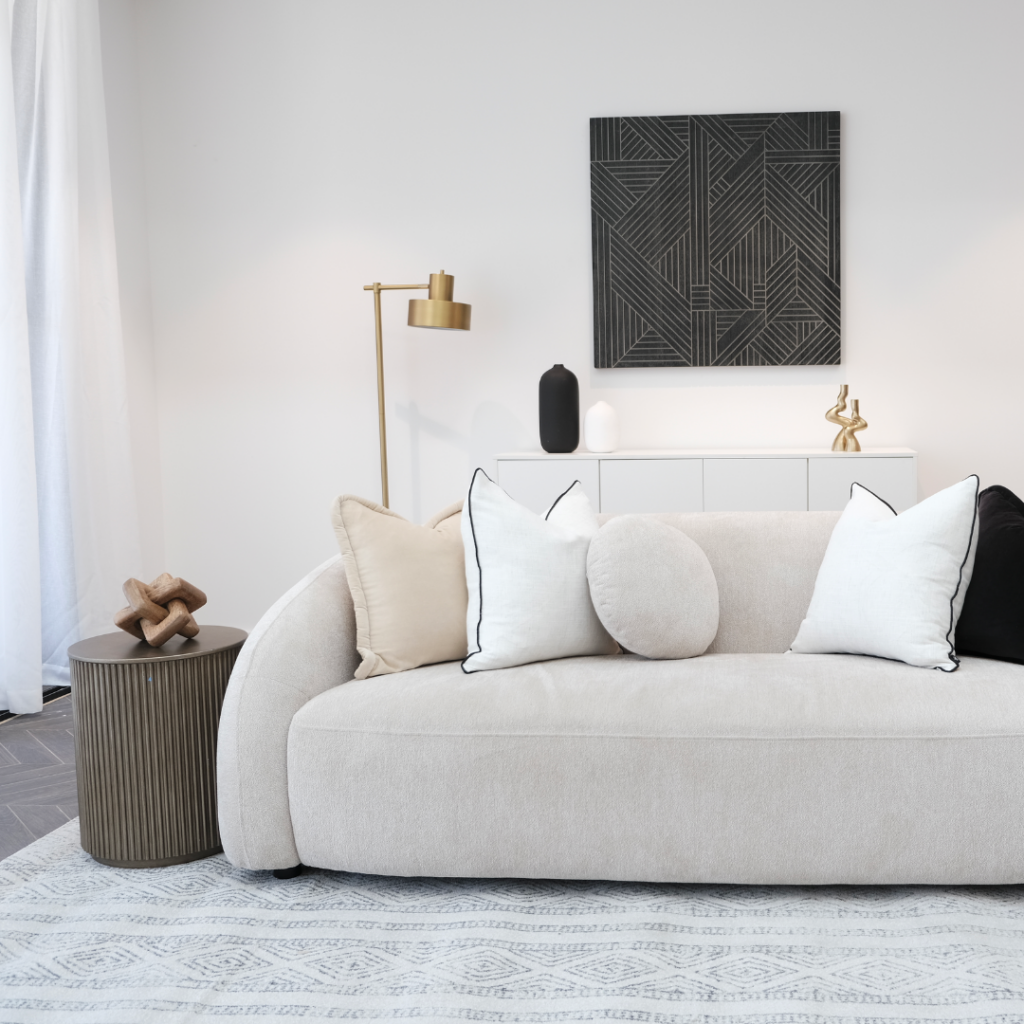 Mira Sofa