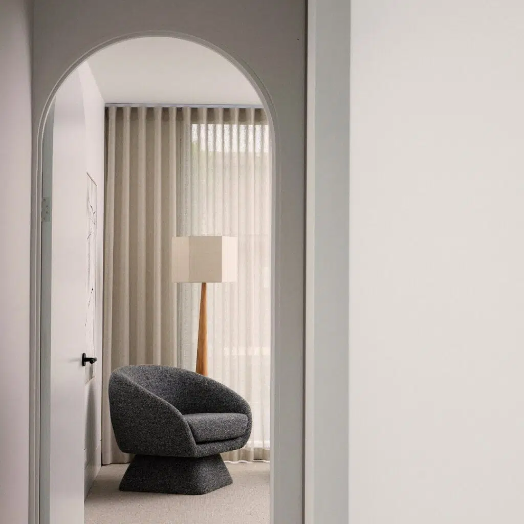 Lucca Swivel Chair Grey