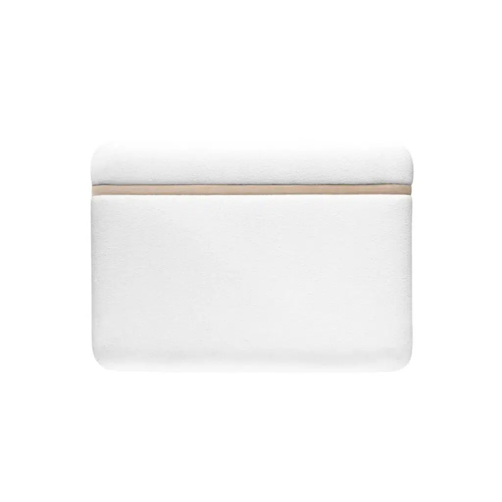 The Curve Queen Bedhead White Boucle