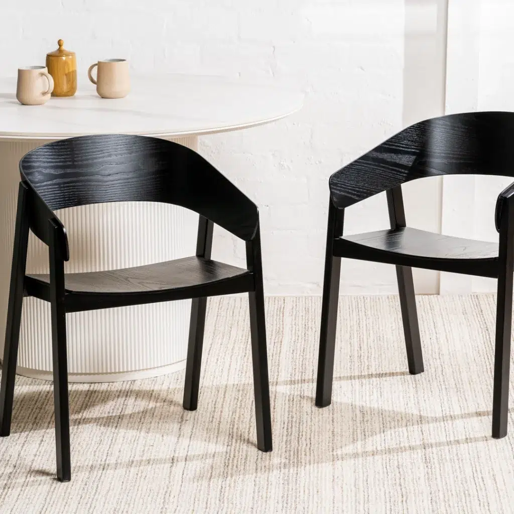 Hendriks Dining Chair Black Set of 2 Scandinavian Design with Ash Wood and Ergonomic Shape