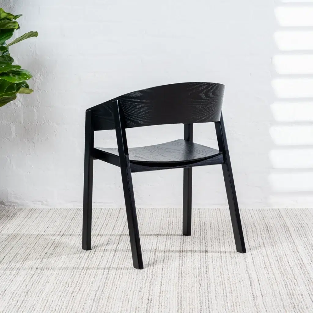 Hendriks Dining Chair Black Set of 2 Scandinavian Design with Ash Wood and Ergonomic Shape