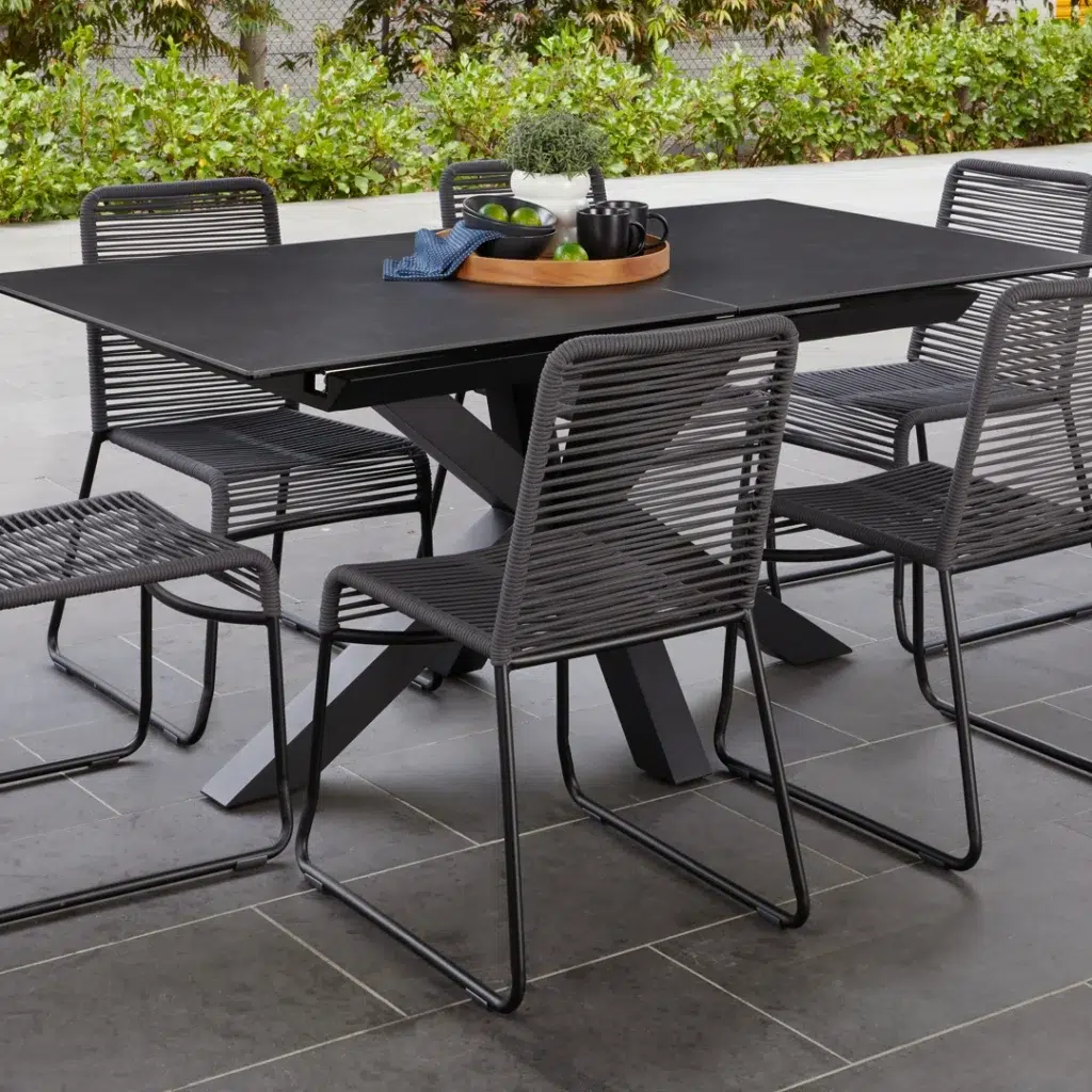 Venetti Expandable Ceramic Dining Table – Modern Outdoor
