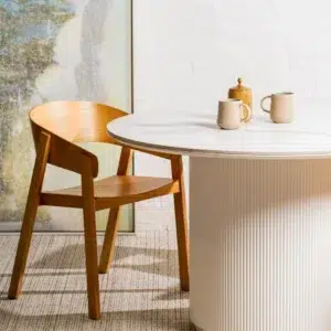 Hendriks Ash Dining Chair Set of 2 Scandinavian Style with Natural Grain and Ergonomic Design