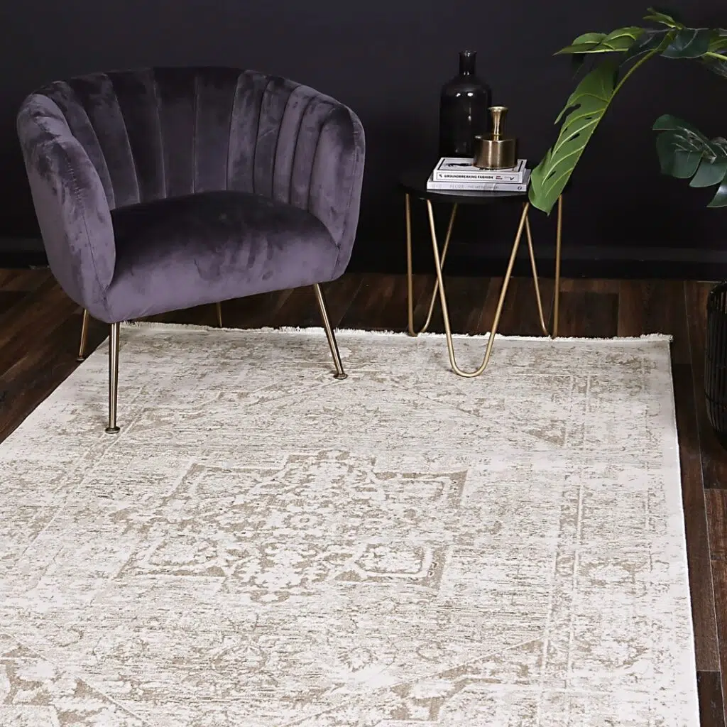 Bohemian Vintage Beige Rug - Vibrant Colors, Durable Synthetic Fiber