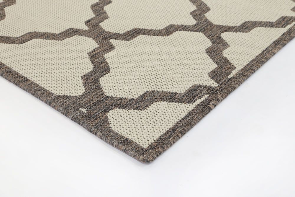 Sisalo Cream & Grey Geometric Rug - Low Maintenance Heatset Polypropylene for High-Traffic Areas