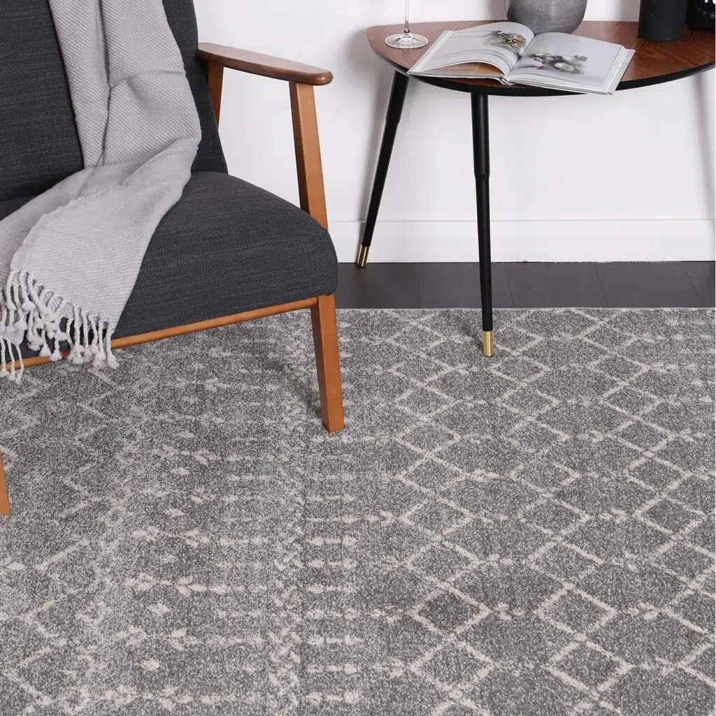 Delicate Cassiday Grey & Ivory Wool Rug, Heatset Polypropylene, Turkey Crafted