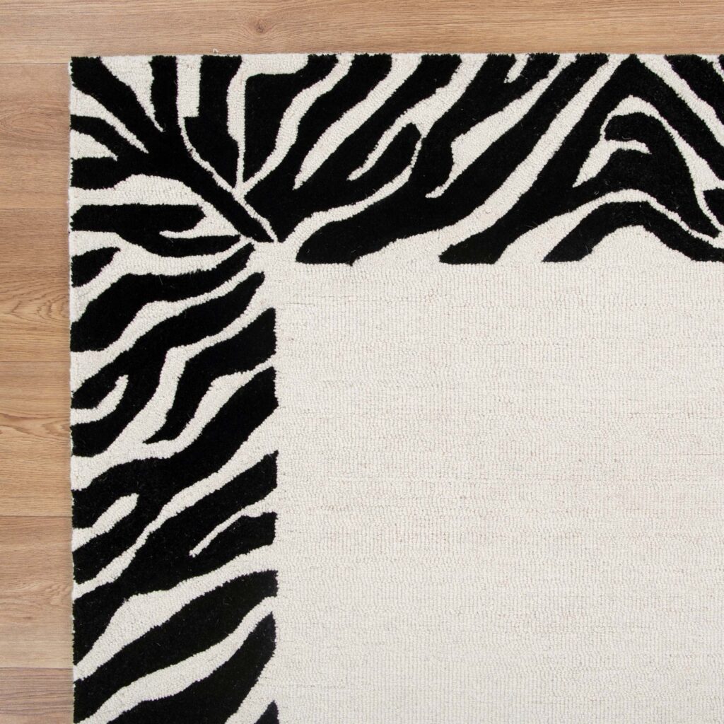 Black&WhiteWoolRug:NaturalTextureModernDesign