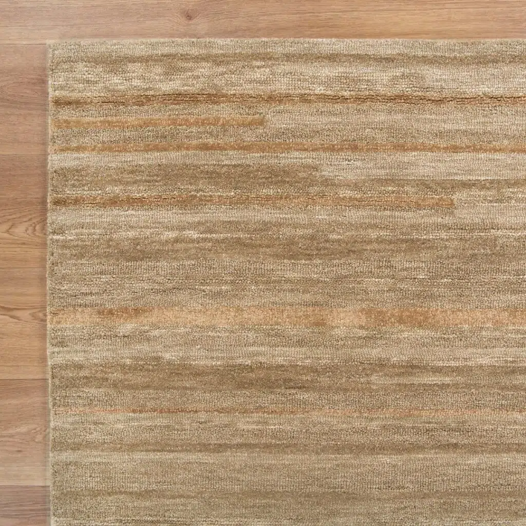 Luxurious Natural Wool Rug with Comfortable Texture & Durability