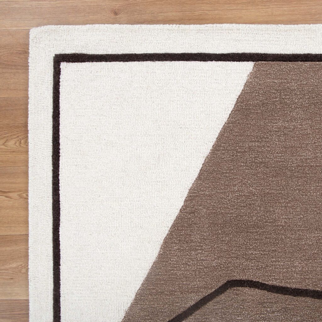 Les Nomades Minimal Beige Wool Rug - Earth Tones & Modern Design