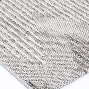 Maldives Eagle Indoor Outdoor Grey Rug durable stylish design easy maintenance Falklands collection