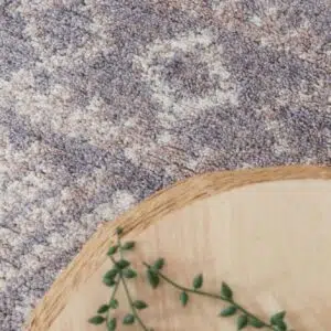 Luxurious Shag Rug with Moroccan Design for Comfort & Style