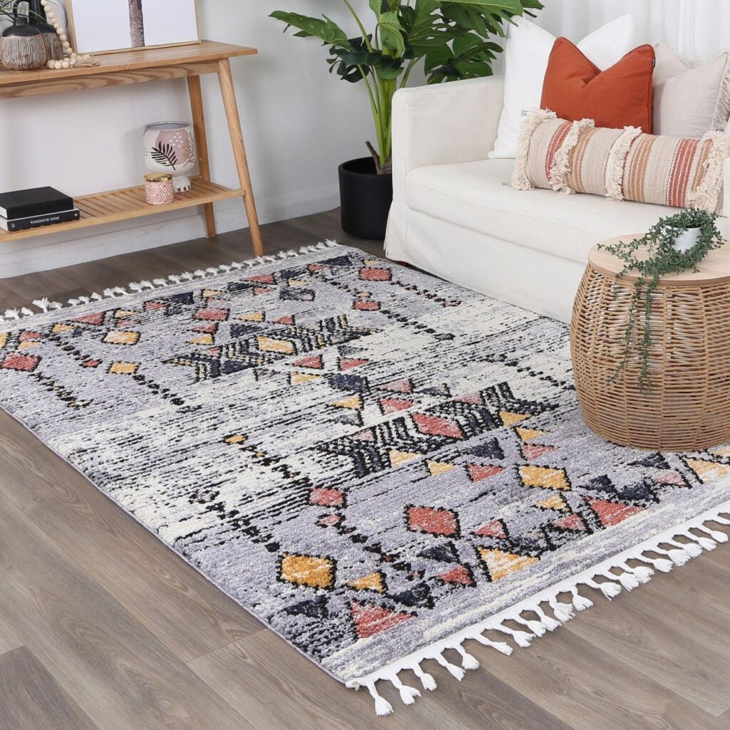 Elegant shag rug with soft, durable polyester fibers, Turkish craftsmanship, and anti-slip pad for secure placement.
