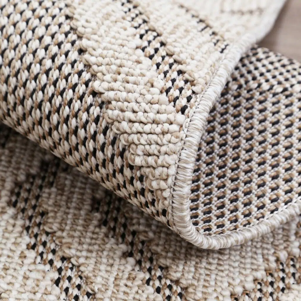 Modern Indoor/Outdoor Brown Rug | UV-resistant polypropylene, 6mm pile, durable for all weather