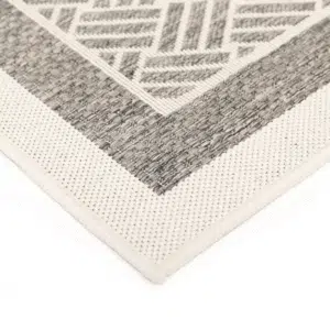 Sisalo Cream Geometric Ikat Bordered Rug - Low Maintenance, Neutral Color, Durable Construction