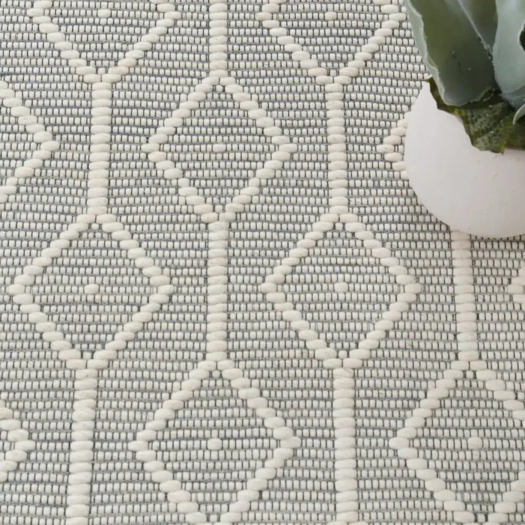 Copacabana Lattice Light Grey Wool Rug handcrafted with natural elegance and textured surface for modern interiors
