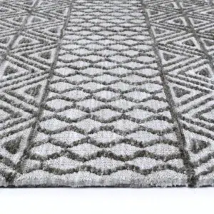 Amritsar Ramdass Grey Cotton Blend Rug geometric pattern durable soft texture modern traditional decor hand tufted luxury area rug