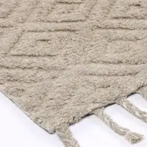 Handcrafted Goa Diamond Wool Blend Ash Rug enhances home decor with luxurious warmth and texture