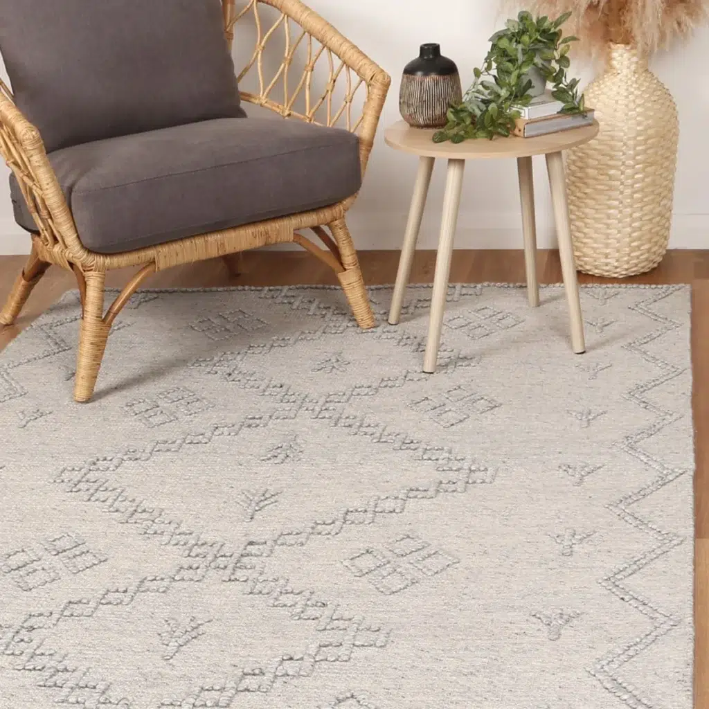 Hand tufted Goa Aztec wool blend grey rug no tassel enhances home decor with luxurious feel and timeless design