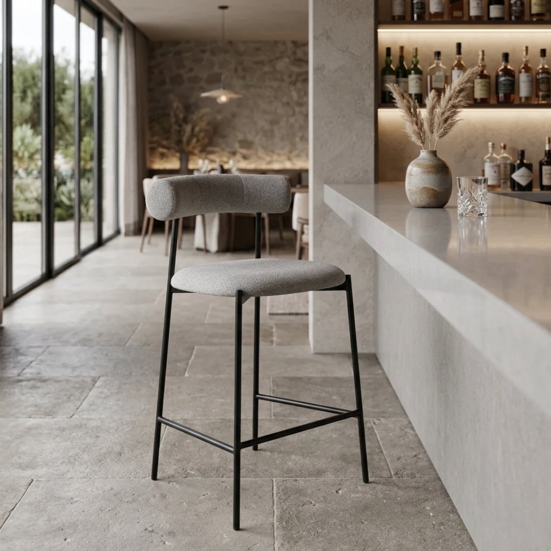Soren Bar Stool – Beige w Black Leg