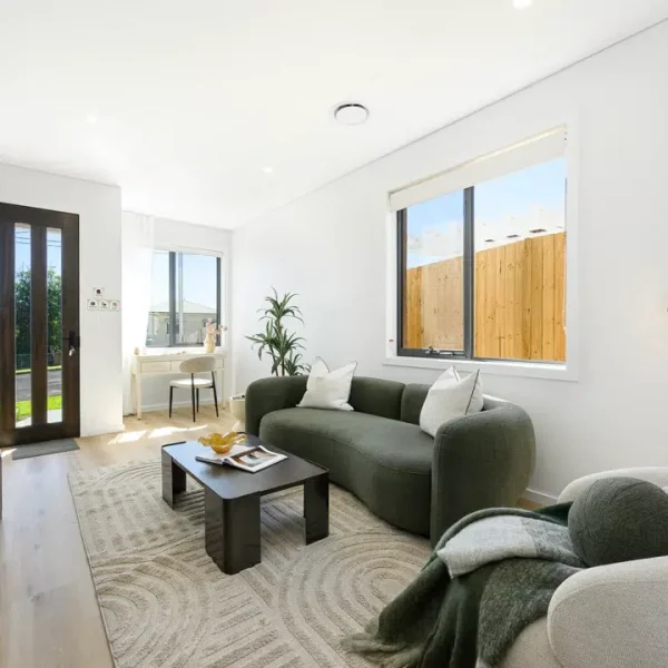 Airbnb Styling in The Entrance